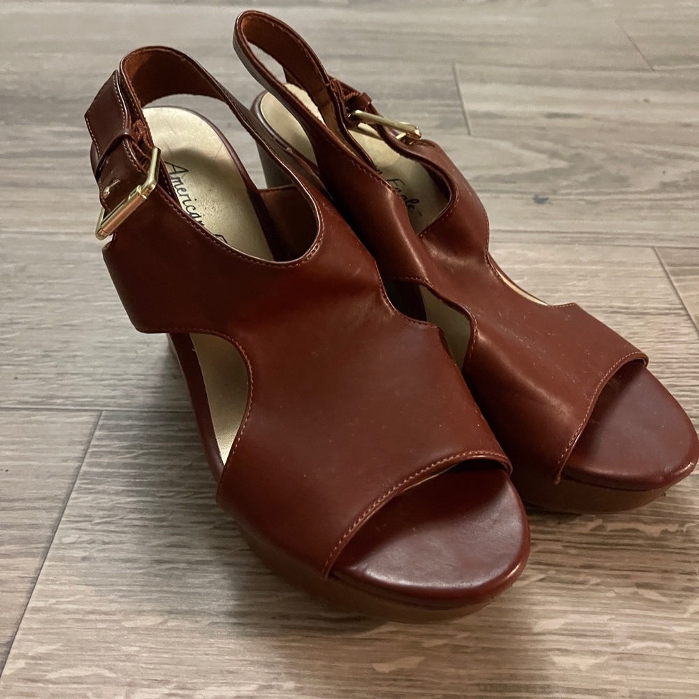 Heeled wedge shoes
